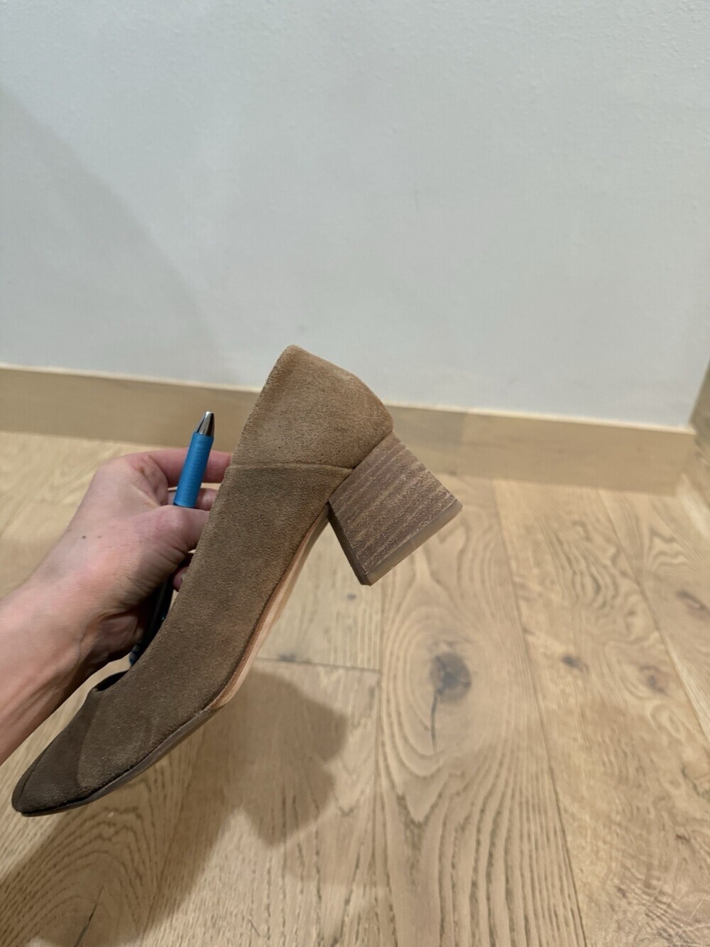 $180 Nisolo Women's Suede Fiorela Mid Block Heels Dress Shoes Tan Beige Pointed - Picture 6 of 6